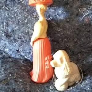 2 AVON Fashion Figurines